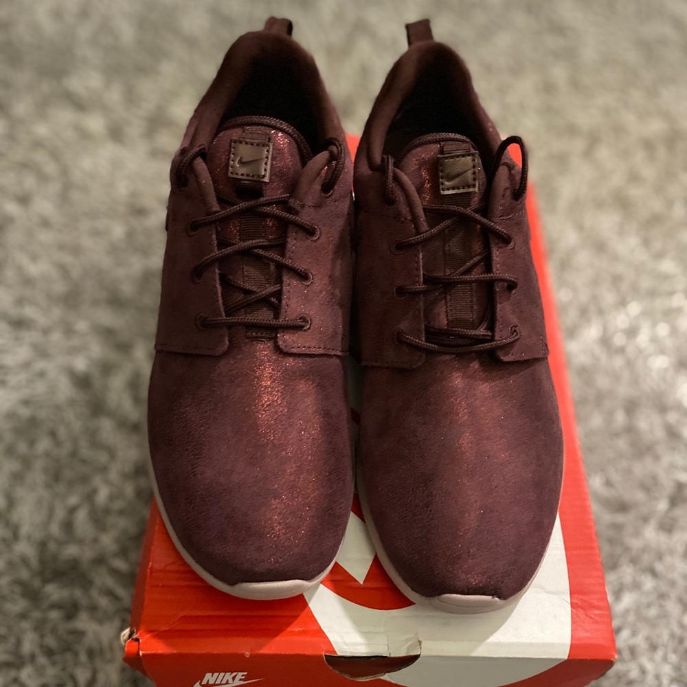 Nike  Roshe